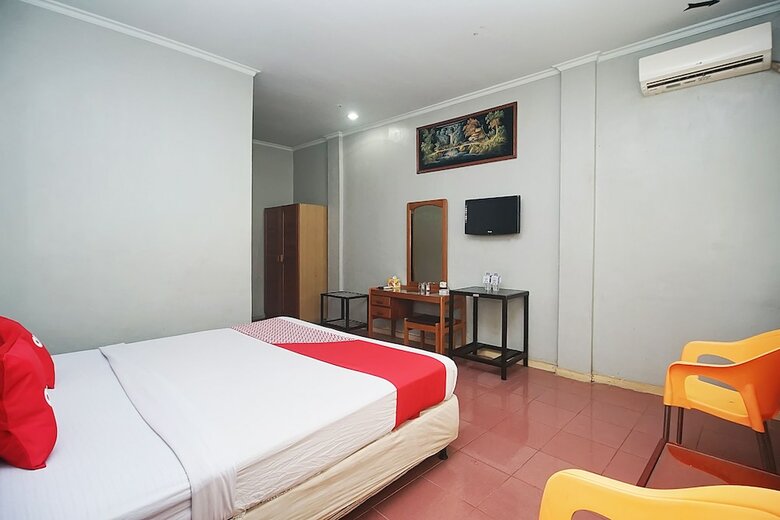 Oyo 2079 Jambi Raya Hotel