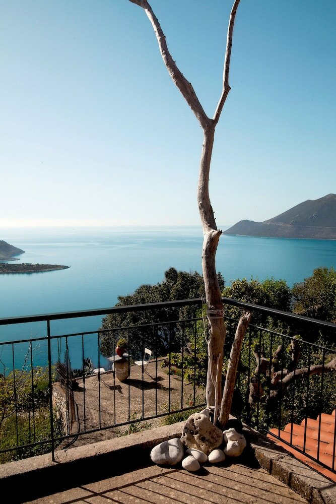 Hotel Unique Hideaway With Serene Panoramic Views!