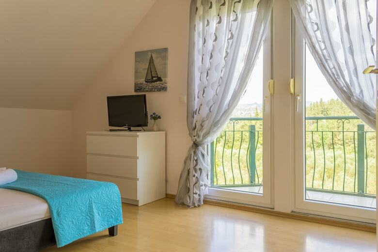 Villa Antzela With Private Pool And Gardens