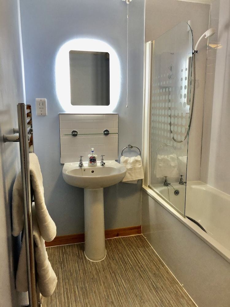 La Scala Inverness City Apartment