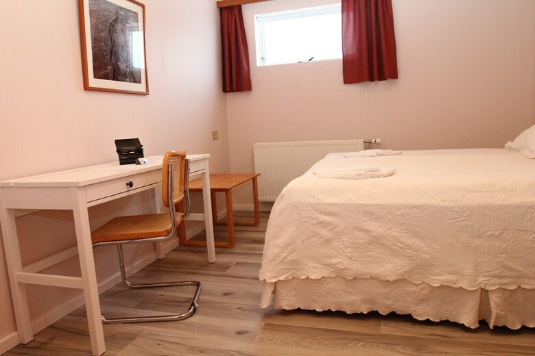 Hotel Guesthouse Narfasta�ir