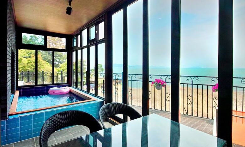 Yanghwa Sea Side Pension
