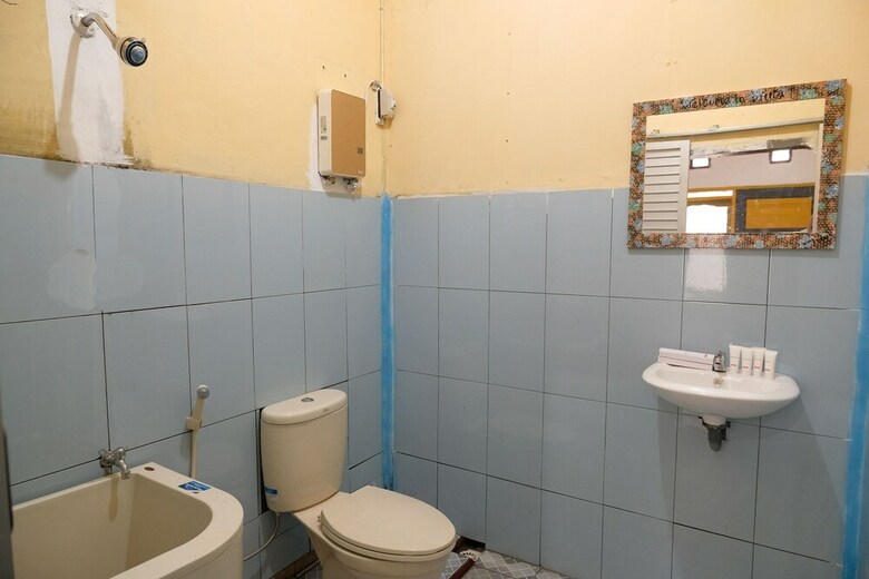 Oyo 1278 Wina Beach Hotel