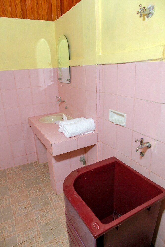 Oyo 1278 Wina Beach Hotel