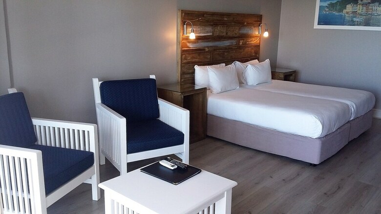 Diaz Hotel & Resort