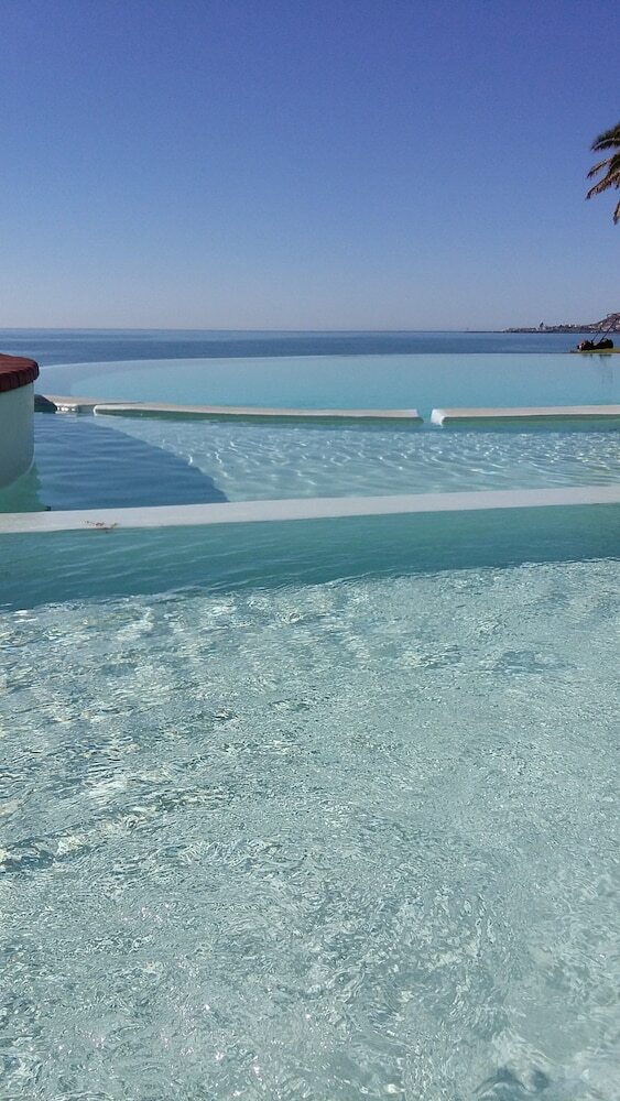 Diaz Hotel & Resort