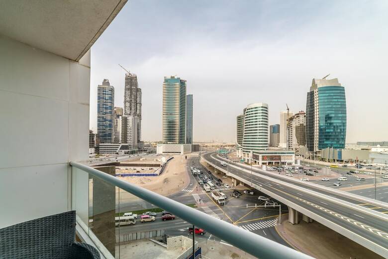 Apartamento Vacation Bay Burj Al Noujum Tower