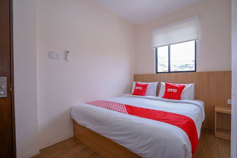 Hostal Oyo 1574 U Xpress Hotel