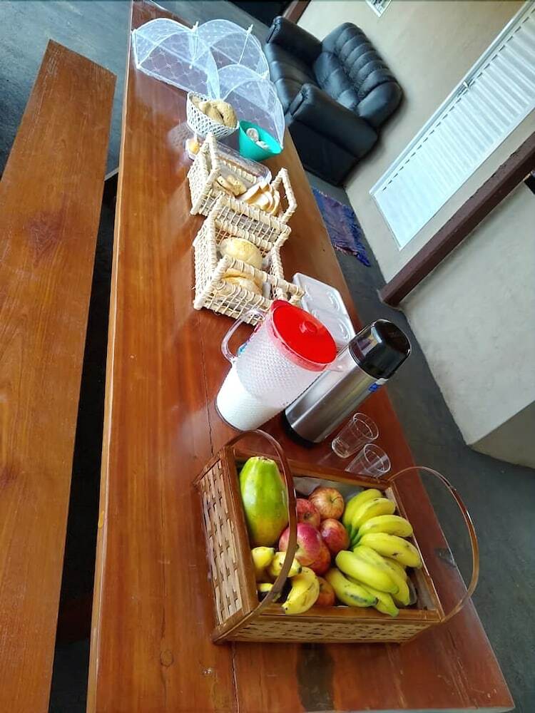 Hotel Pousada Flores de Ip�