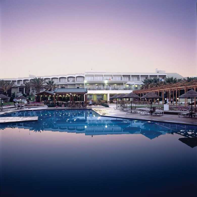 Lutania Beach Hotel