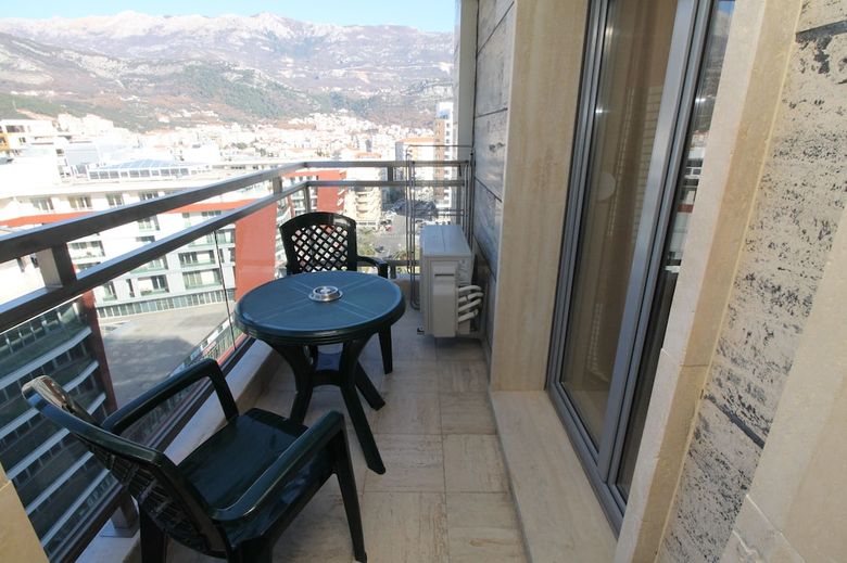 Fontana Lux Apartments
