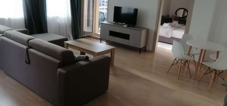 Fontana Lux Apartments
