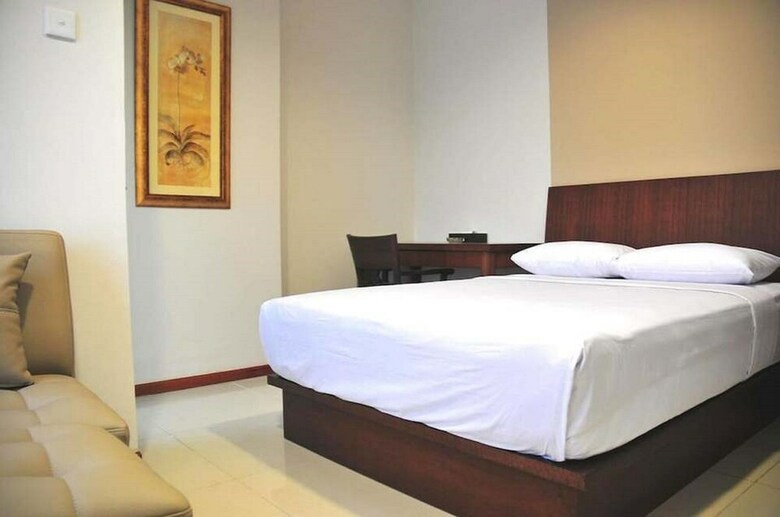 Hotel Capital O 1748 Thamrin Condotel