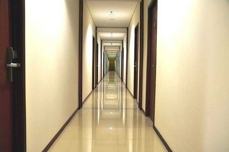 Hotel Capital O 1748 Thamrin Condotel