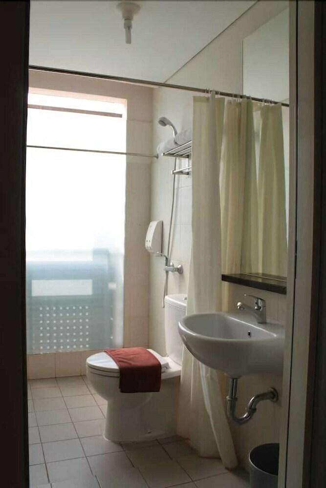 Hotel Capital O 1748 Thamrin Condotel