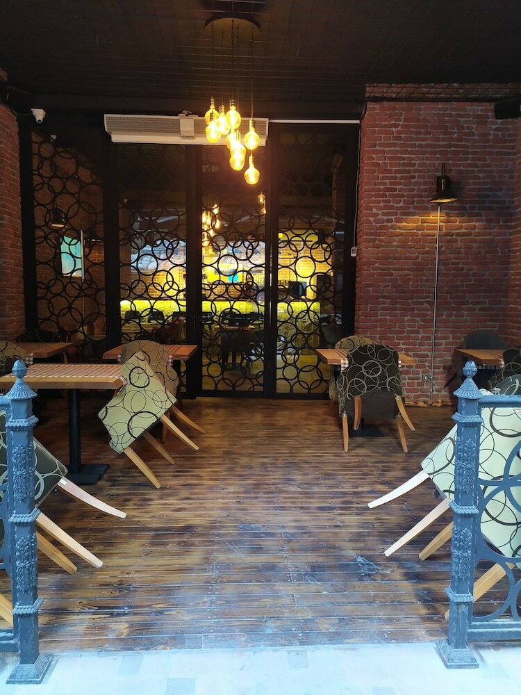 The Wolf Hotel