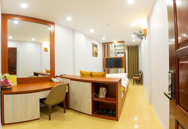 Hoang Bach Hotel