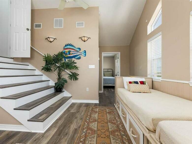 Baywalk By Meyer Vacation Rentals
