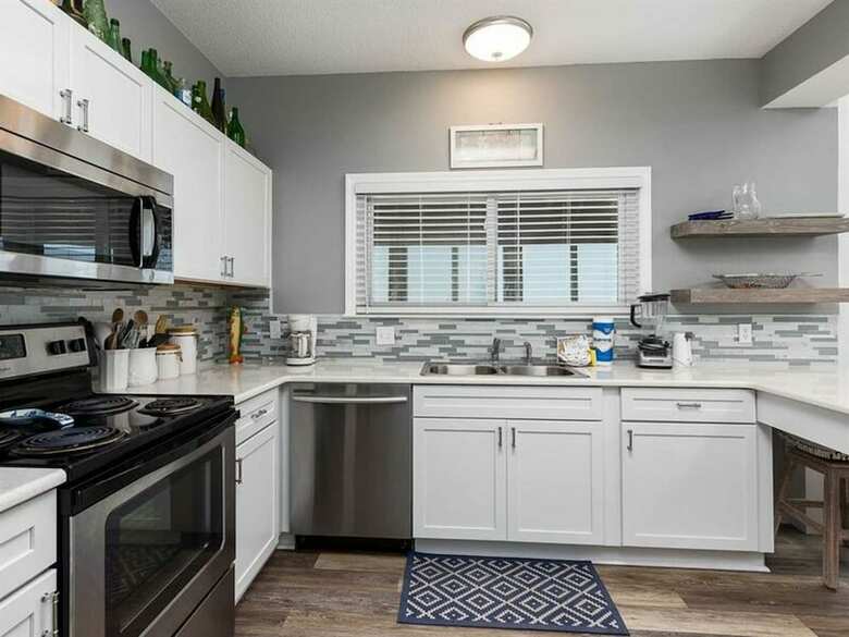 Baywalk By Meyer Vacation Rentals
