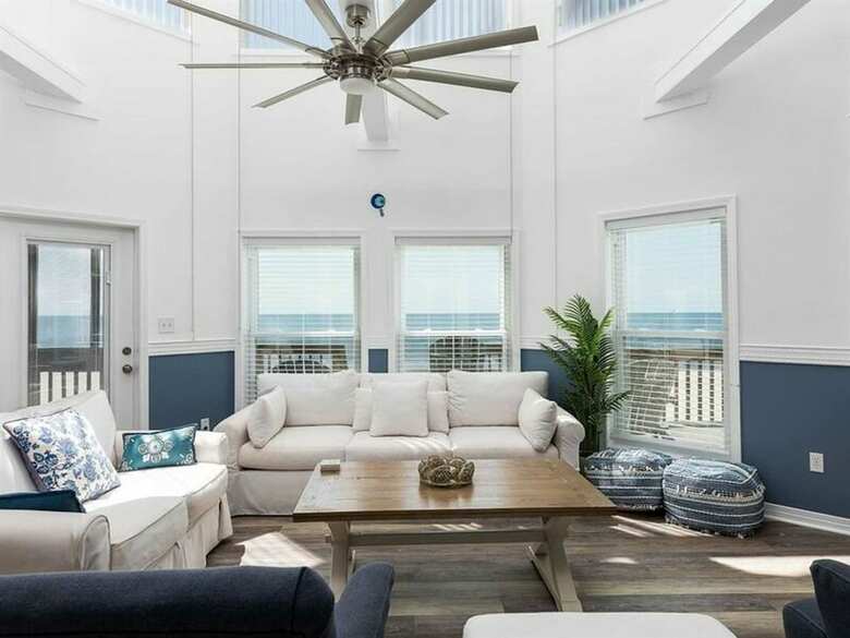 Baywalk By Meyer Vacation Rentals