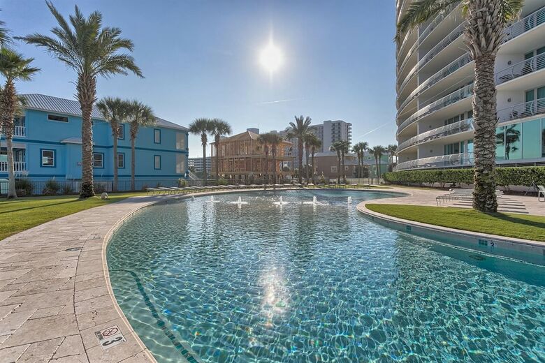 Bella Luna P10 By Meyer Vacation Rentals