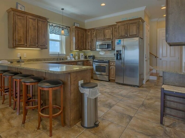 Beach Estate West By Meyer Vacation Rentals