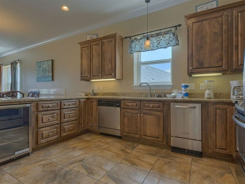 Beach Estate West By Meyer Vacation Rentals