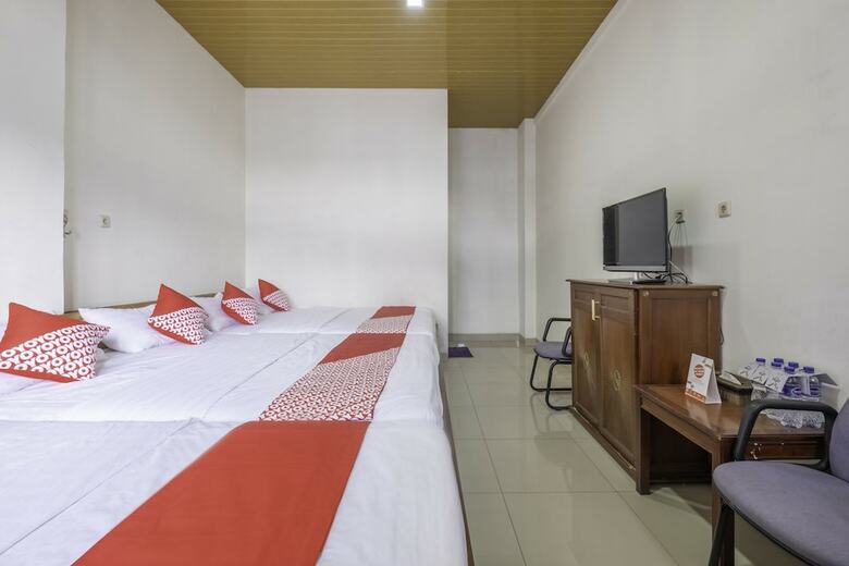 Hostal Oyo 1869 Hotel Buah Sinuan