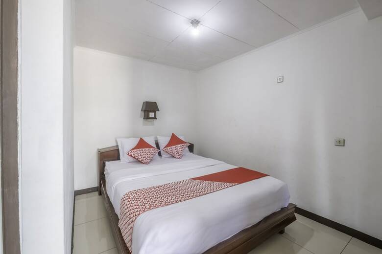 Hostal Oyo 1869 Hotel Buah Sinuan