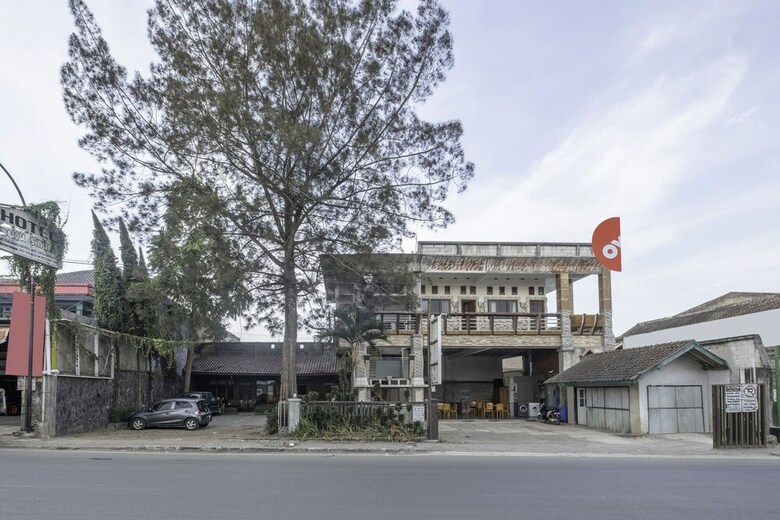 Hostal Oyo 1869 Hotel Buah Sinuan