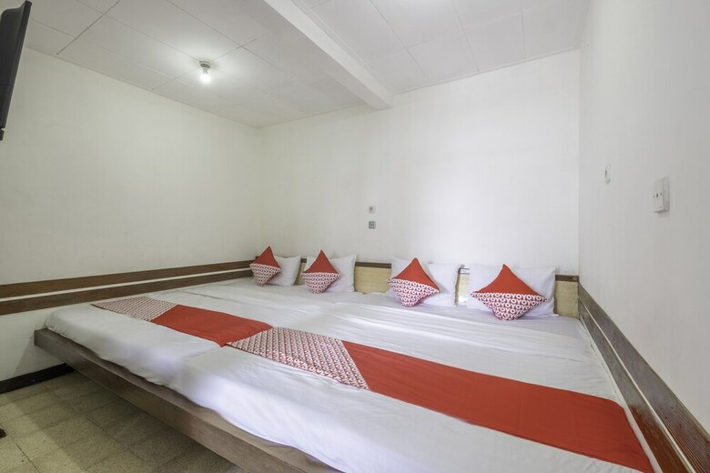 Hostal Oyo 1869 Hotel Buah Sinuan