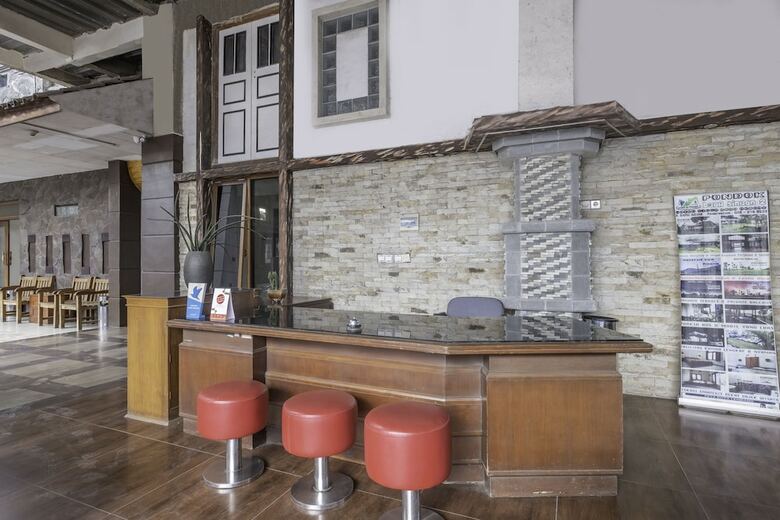 Hostal Oyo 1869 Hotel Buah Sinuan