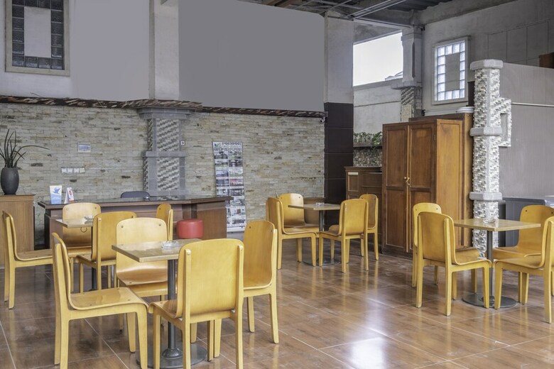 Hostal Oyo 1869 Hotel Buah Sinuan