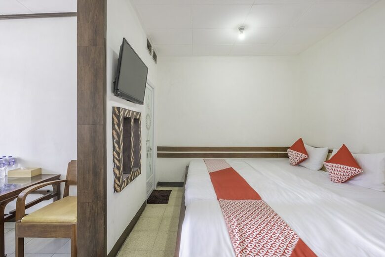Hostal Oyo 1869 Hotel Buah Sinuan