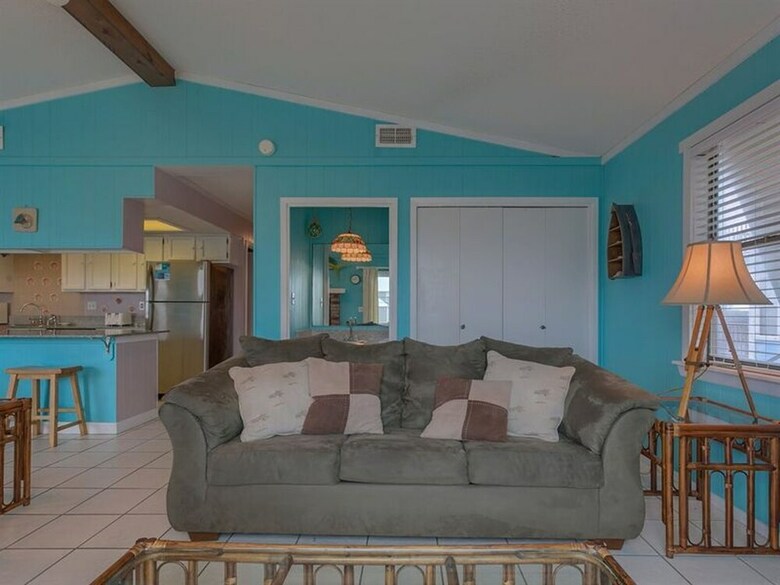 Blue Dolphin By Meyer Vacation Rentals