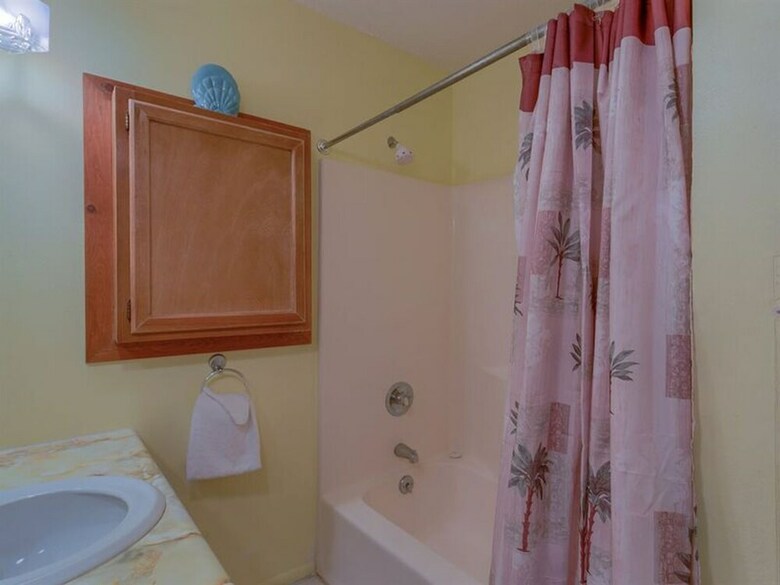 Blue Dolphin By Meyer Vacation Rentals