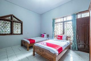 Hostal Oyo 1859 Rancabali Residence