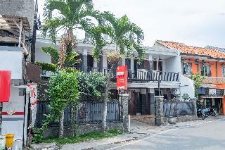 Hostal Oyo 1859 Rancabali Residence