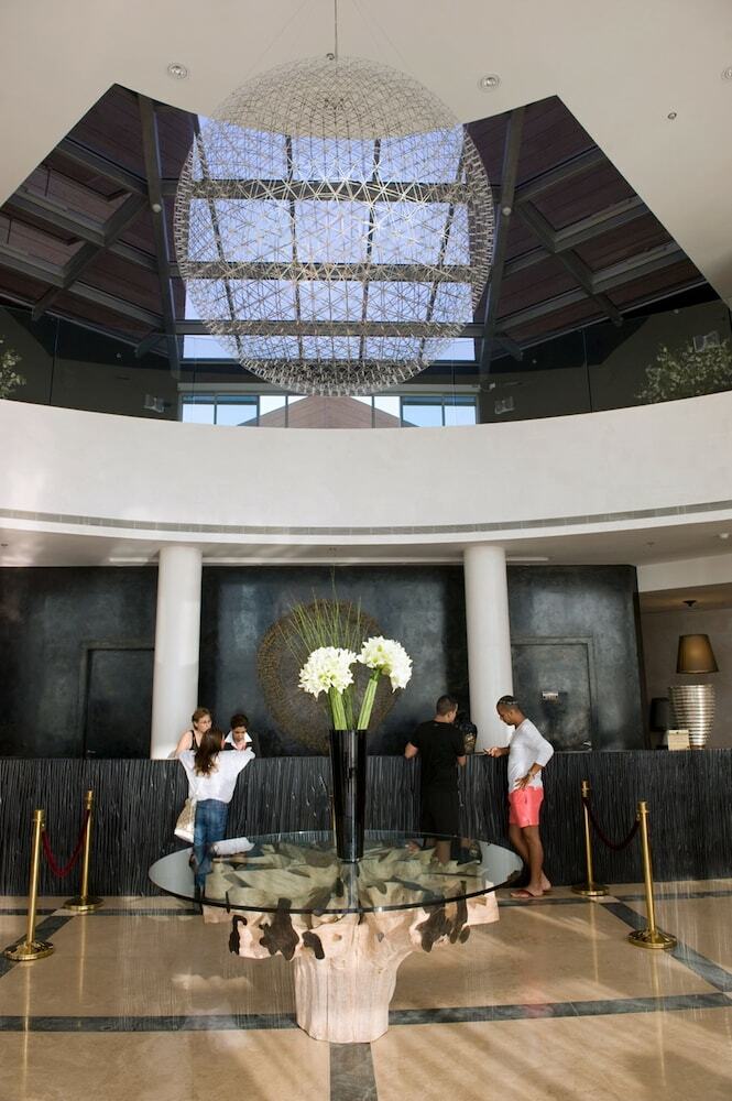 Ramada Hotel & Suites By Wyndham Netanya