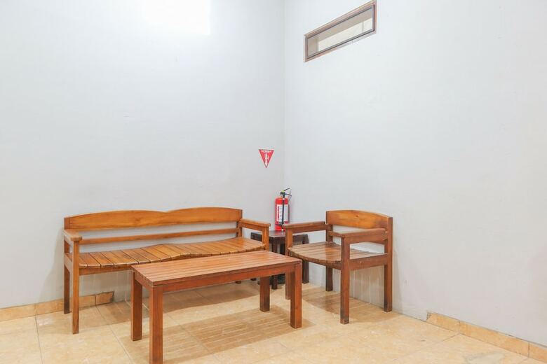 Hotel Oyo 1690 Bright Batavia