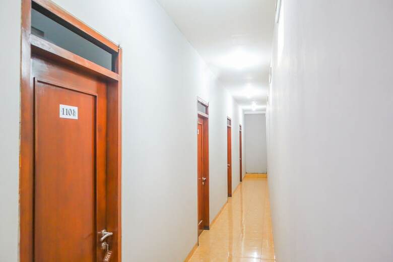 Hotel Oyo 1690 Bright Batavia