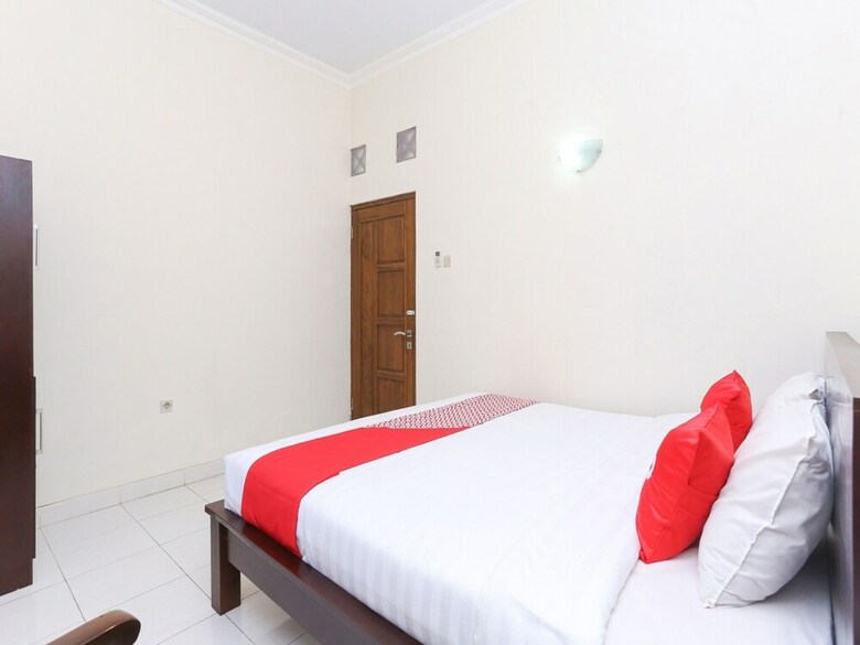 Hotel Oyo 1680 Dahlia Guesthouse