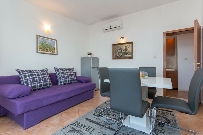 Apartments Nautilus Orasac