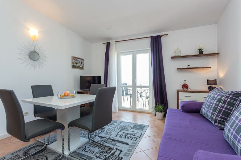 Apartments Nautilus Orasac