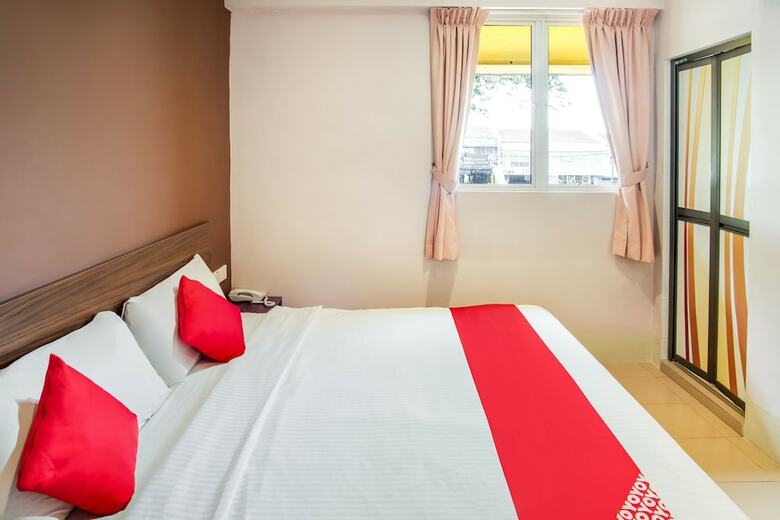 Oyo 89480 Dream House Hotel