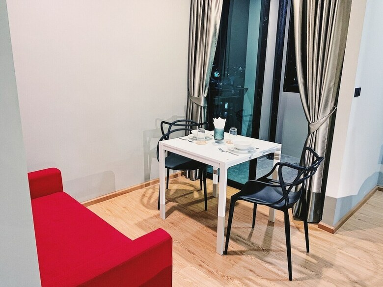 Hotel Sky Wave Patong