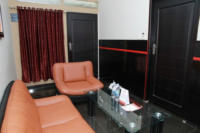 Hotel Oyo 1657 Milano Guest House