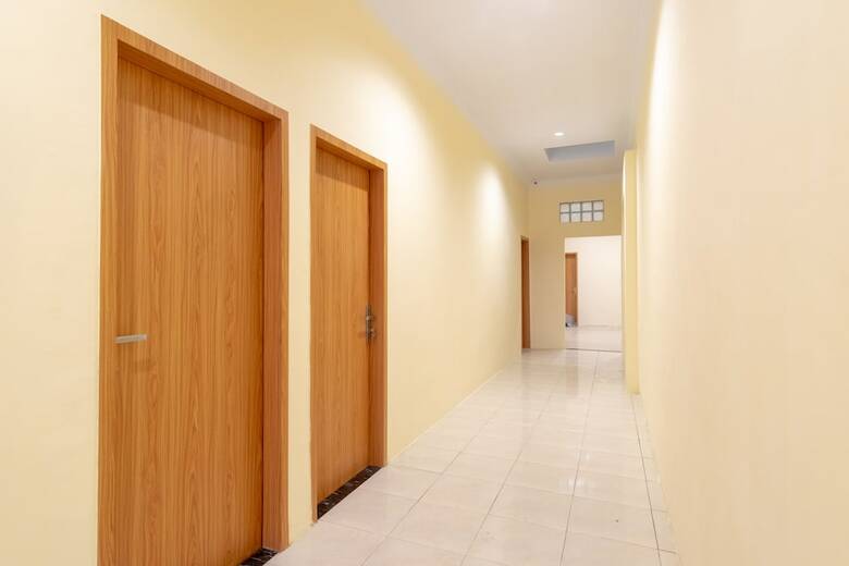 Hostal Oyo 1505 Studio 10 Home Stay