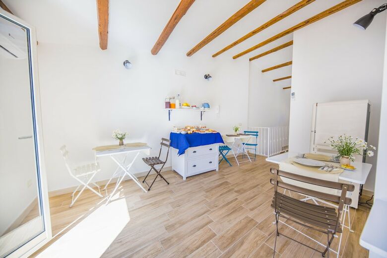 Bed & Breakfast Dafni E Naide