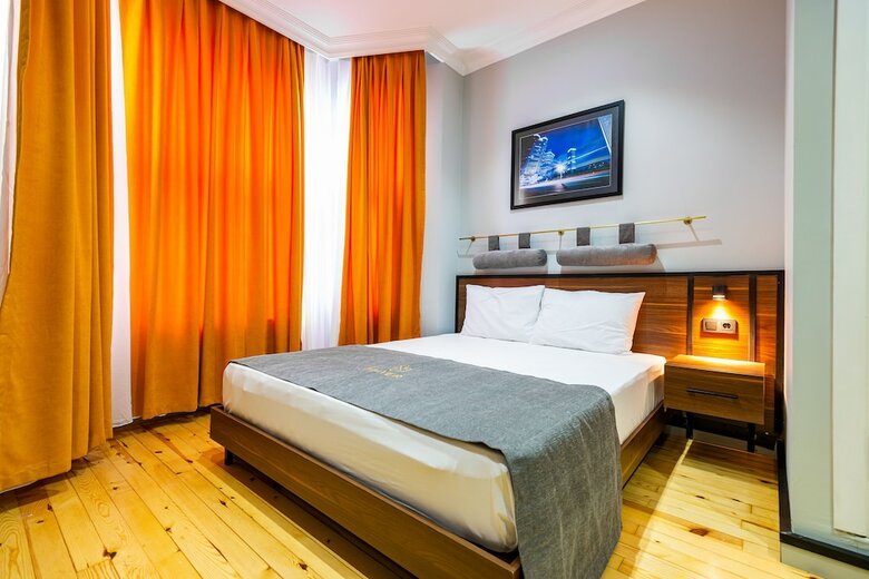 Mayer Select Hotel